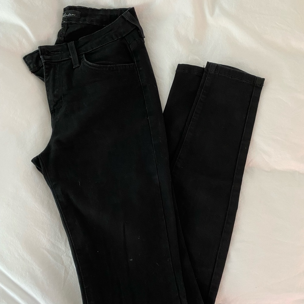 Black skinny jeans